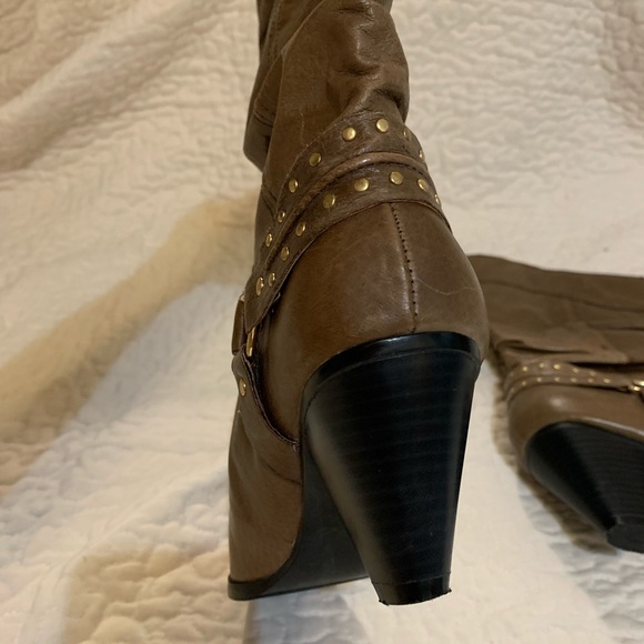 Dingo slouchy boots. Size 7 but fits my 7 1/2 size - Picture 11 of 16